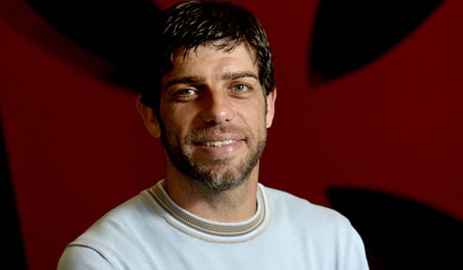 Confiante, Ganso aposta em reviravolta e destaca ausência de Emerson Sheik