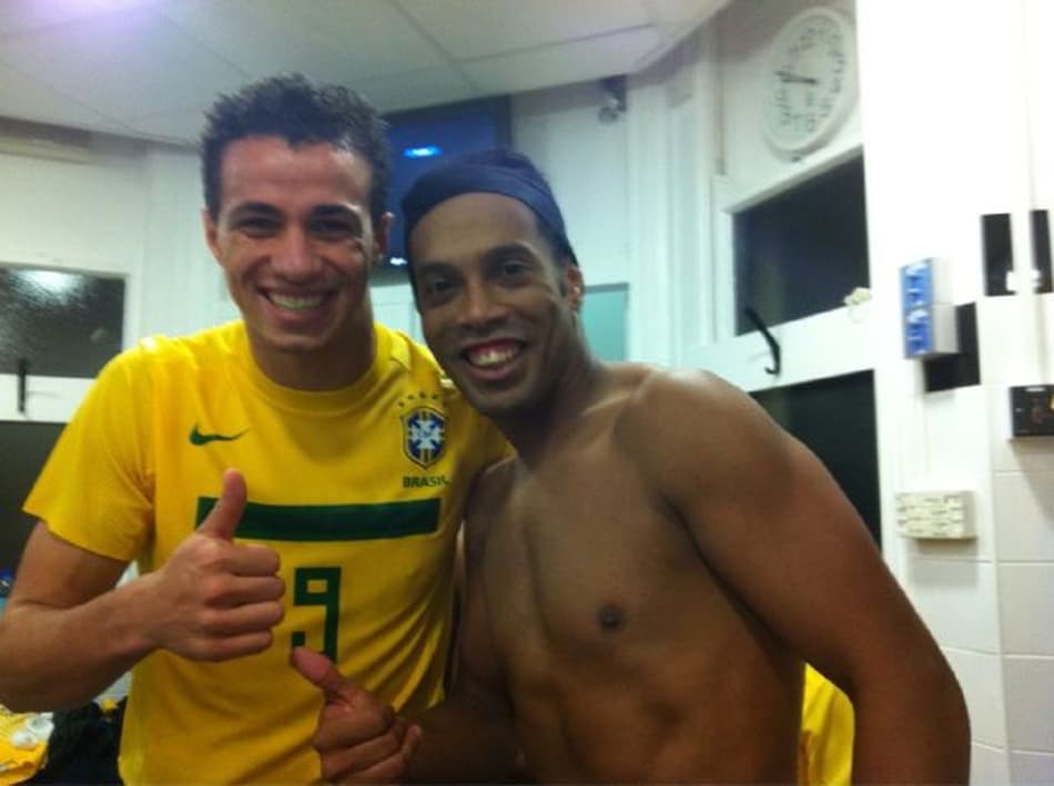 Depois de salvar a Seleção, Damião tieta Ronaldinho