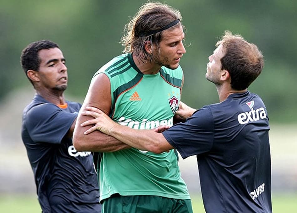 Árbitro banido apita jogo com identidade falsa, diz TV búlgara