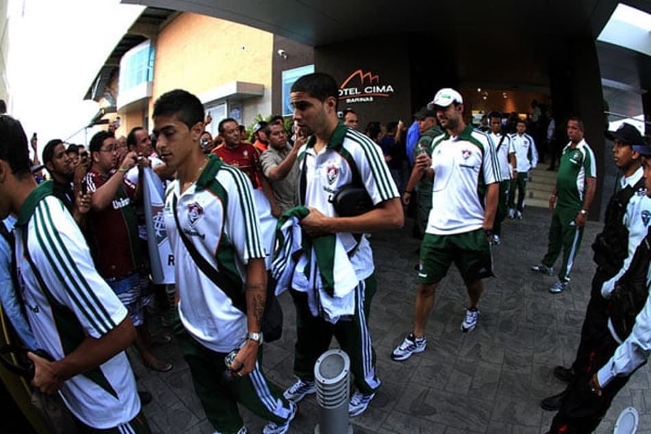 Fernando Bob quer seguir começando como titular do Atlético Goianiense