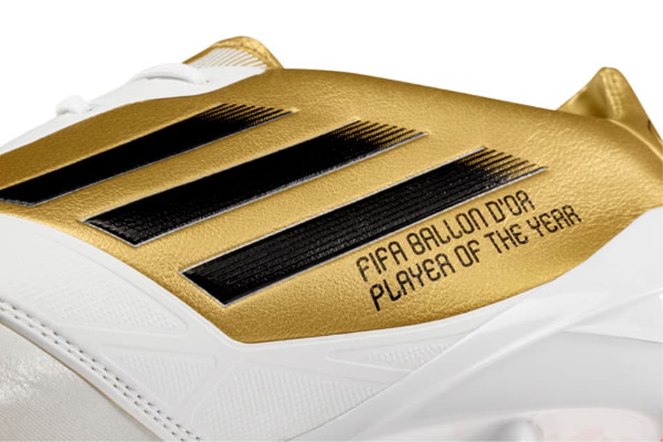 Chuteiras especiais do Messi feitas pela Adidas (Foto: Divulgação)