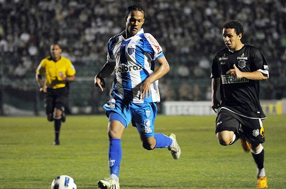 Após ameaças, protestos anti-Teixeira ocorrem em Santa Catarina