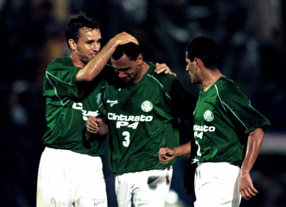 Vilão de 2002, Alexandre desabafa: 'Sou palmeirense e sofro demais'