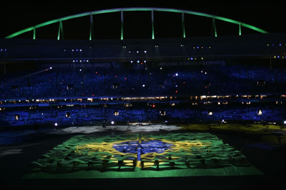 Abertura dos Jogos Militares emociona o Engenhão