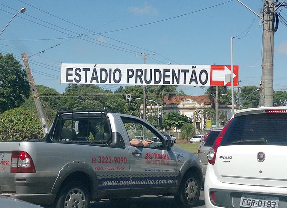 Entorno do Prudentão preparado para as torcidas de Palmeiras e Fluminense