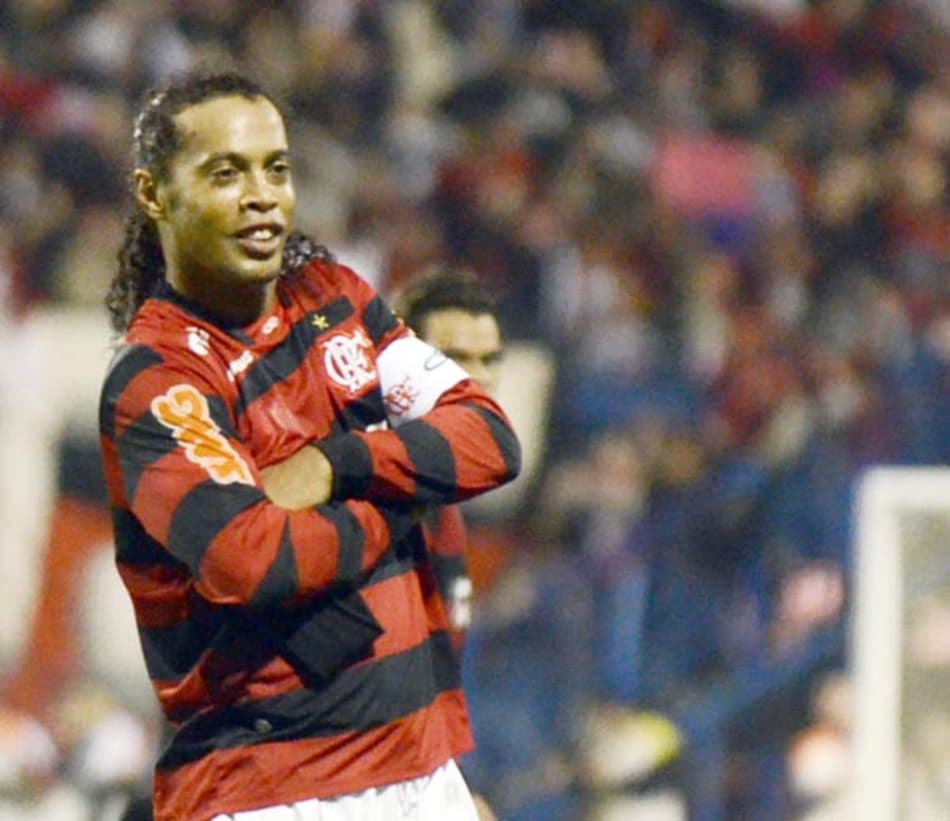 Avaí vence o Flamengo e deixa a zona de rebaixamento