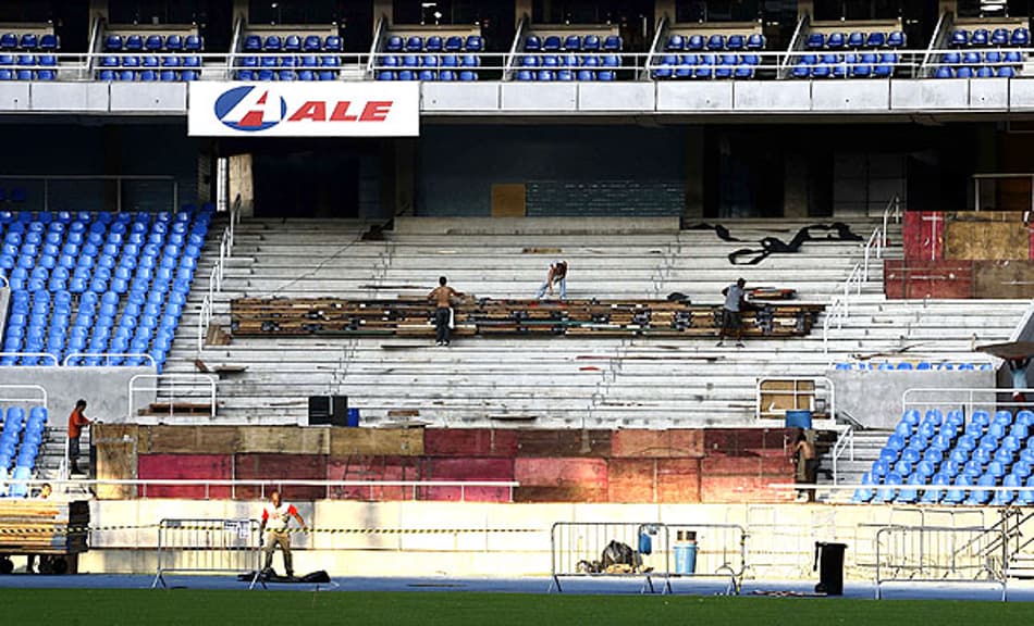 Gramado do Engenhão não sofre com shows de Paul