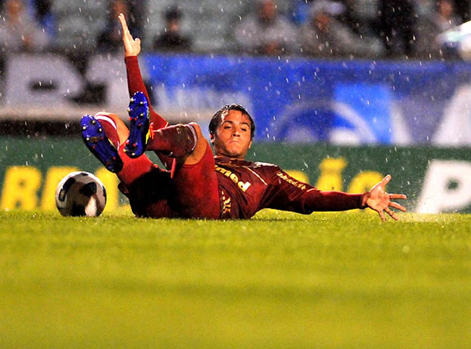 Marquinhos brilha e Grêmio vence o Fluminense de Fred