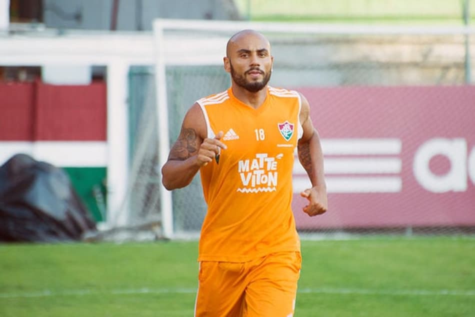 Após um ano, Jonathan deve voltar a participar de um jogo oficial