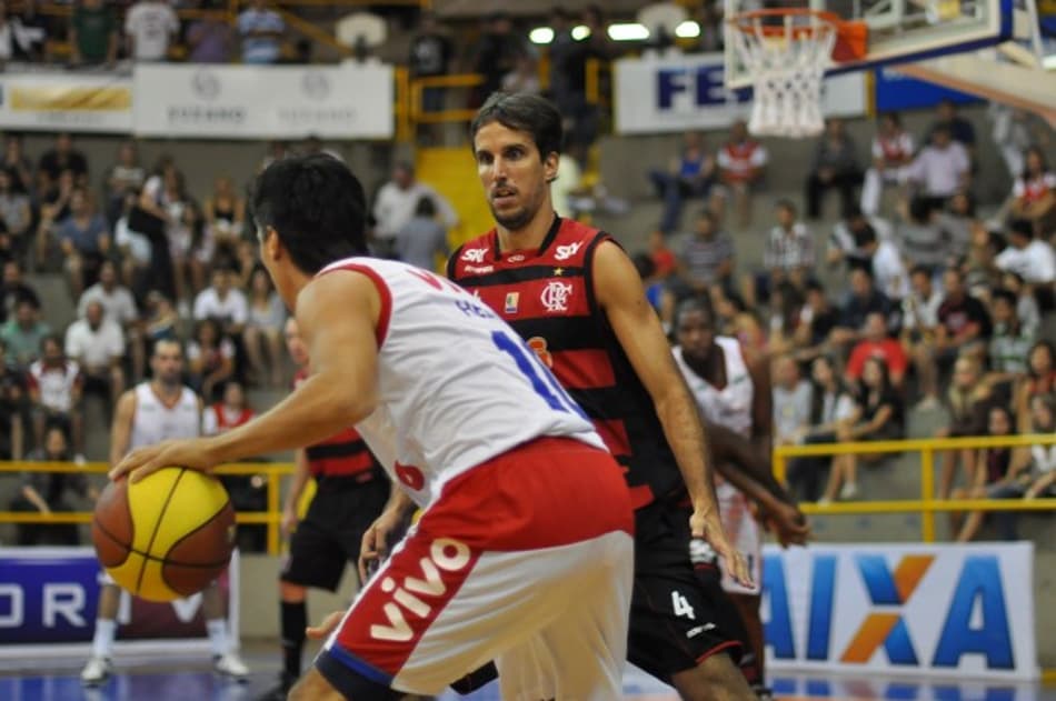 NBB: Flamengo encara o Franca, que tenta quebrar jejum contra o Rubro-Negro