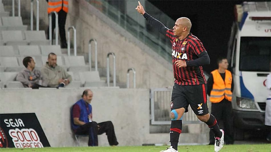 Walter confirma conversa com o Sport