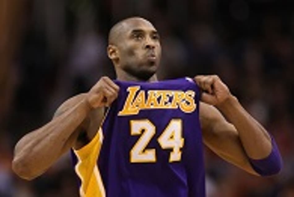 Kobe Bryant afasta rumores e garante que só jogará pelo Los Angeles Lakers
