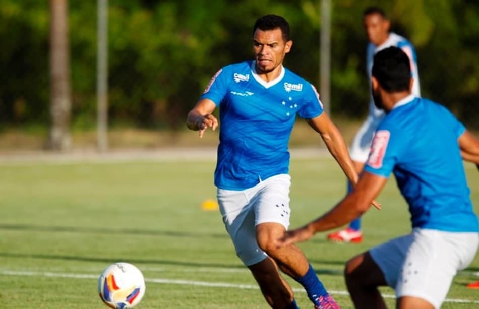 Confiante, Ceará sonha ganhar um Mundial com a camisa do Cruzeiro