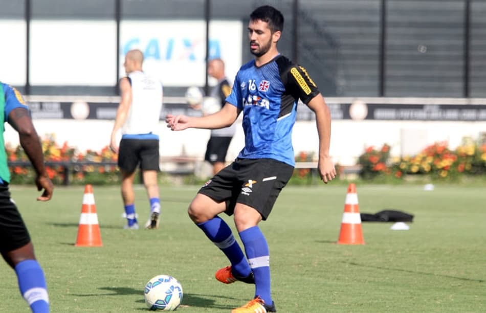 Luan não vai comemorar se escapar da queda: 'Não combina com o Vasco'