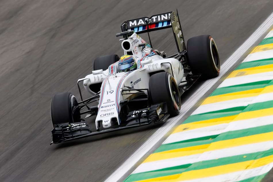 Felipe Massa frustrado com a sua posição de largada no Brasil