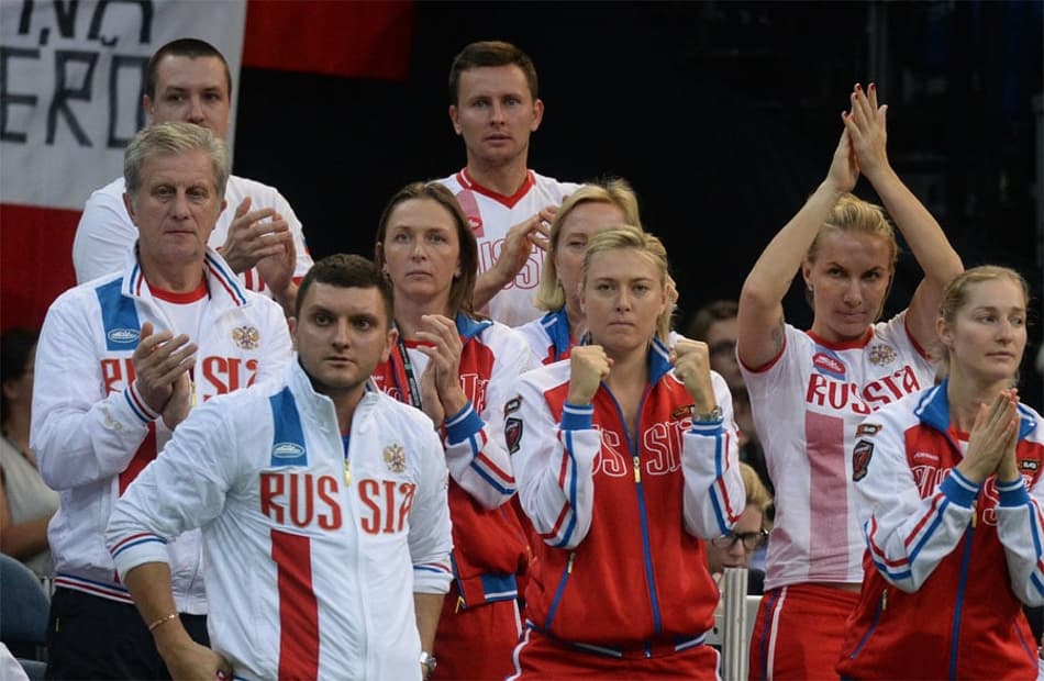 Bertens surpreende de novo, bate Kuznetsova e Holanda elimina Rússia em Moscou