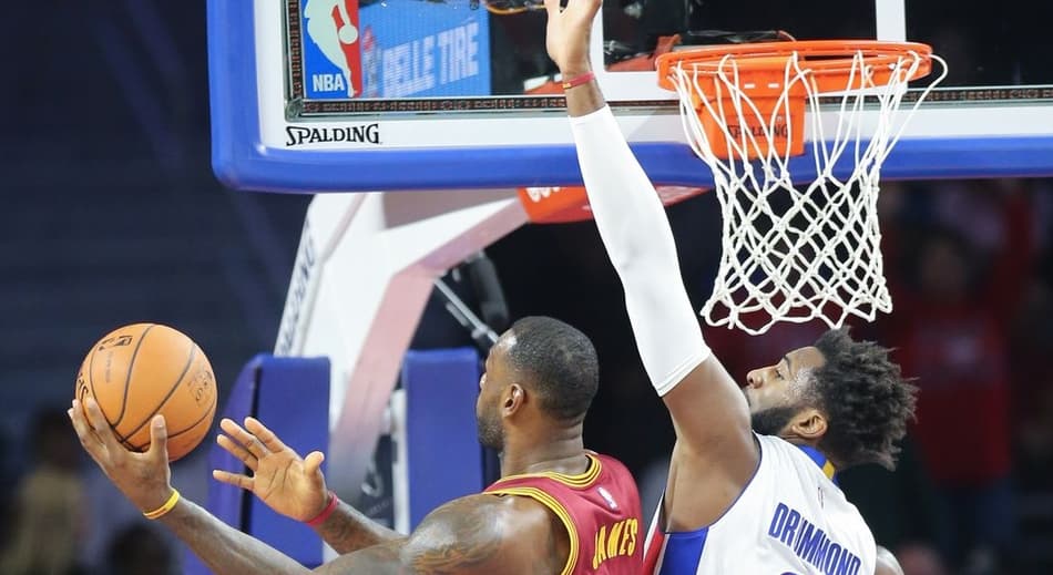 Andre Drummond brilha novamente e Pistons bate Cavs em casa