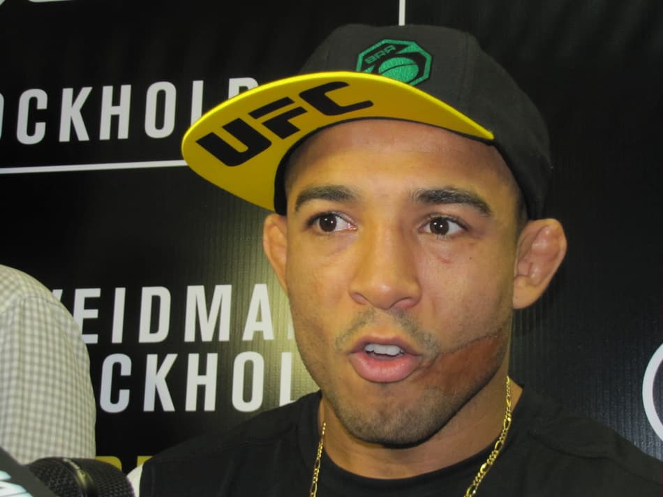 José Aldo comenta queda de Ronda no UFC: ‘Acho difícil ela voltar a lutar’
