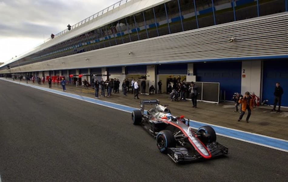 Barcelona confirma datas dos testes da pré-temporada de 2016