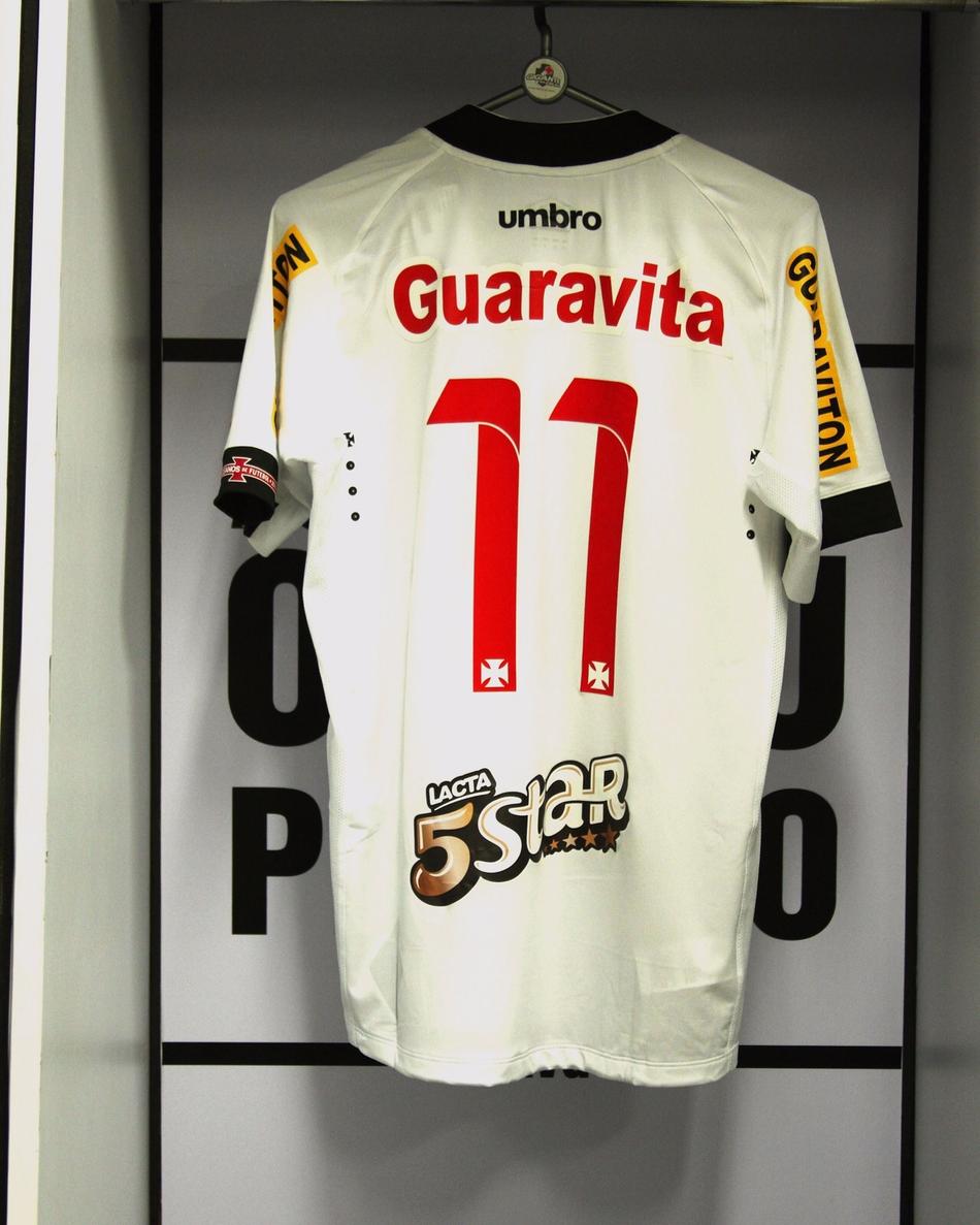 Vasco suspende patrocínio com marca de chocolate após reprovar anúncio