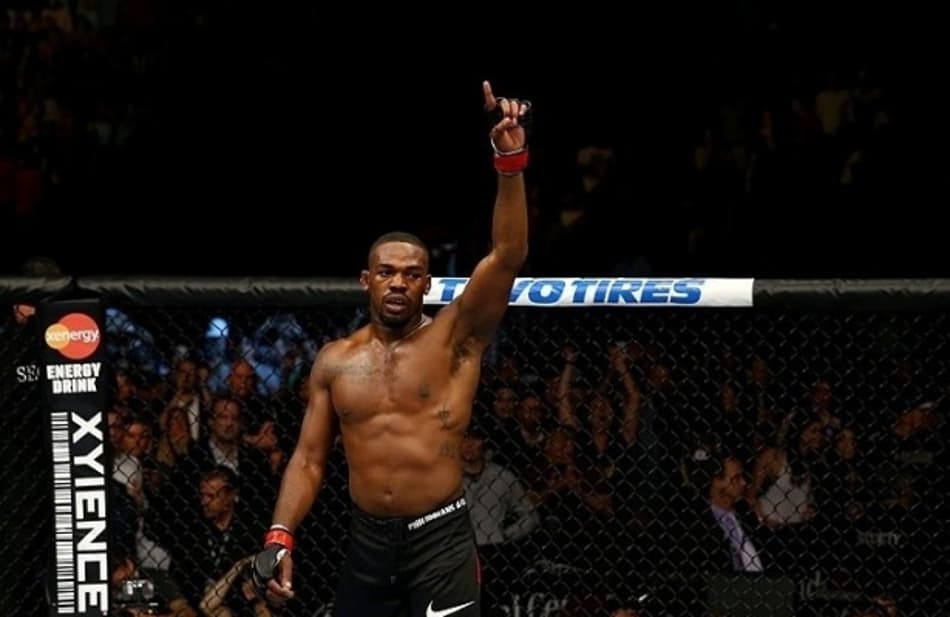 Treinador afirma que maior adversário de Jon Jones é ele próprio