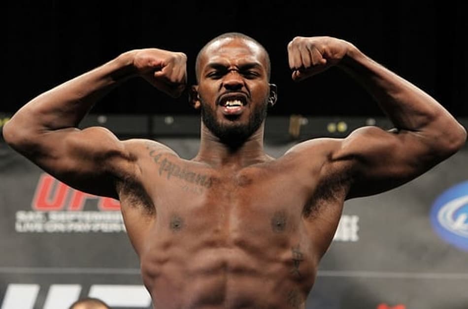 Jon Jones duvida que Cormier aceite enfrentá-lo em Nova York