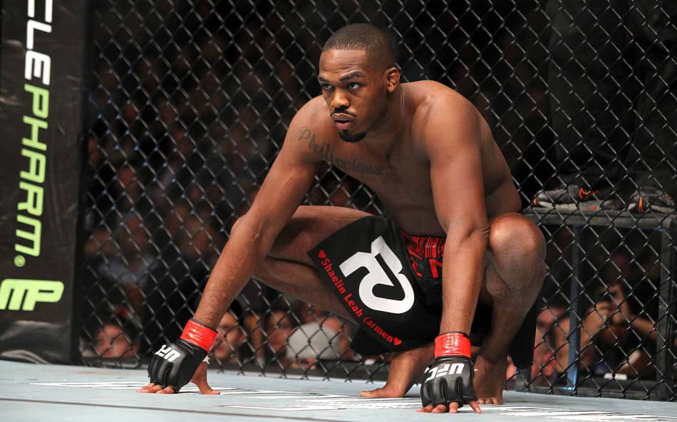Jon Jones foi o lutador mais jovem da história a conquistar um cinturão do UFC (FOTO: UFC)
