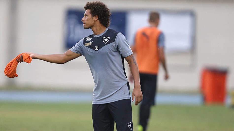 HOME - Treino do Botafogo - Willian Arão (Foto: Cleber Mendes/LANCE!Press)