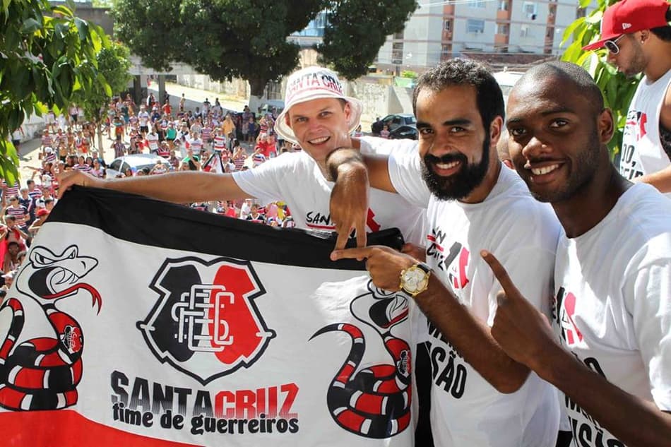 Mais festa à vista? Santa Cruz recebe o Vitória após novo feito histórico