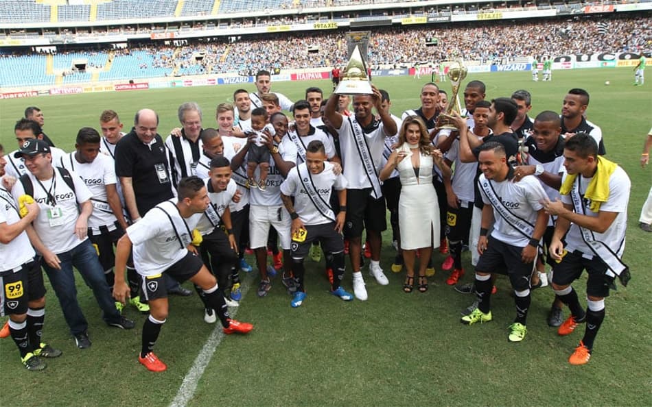 Botafogo entra de férias com novos objetivos para 2016