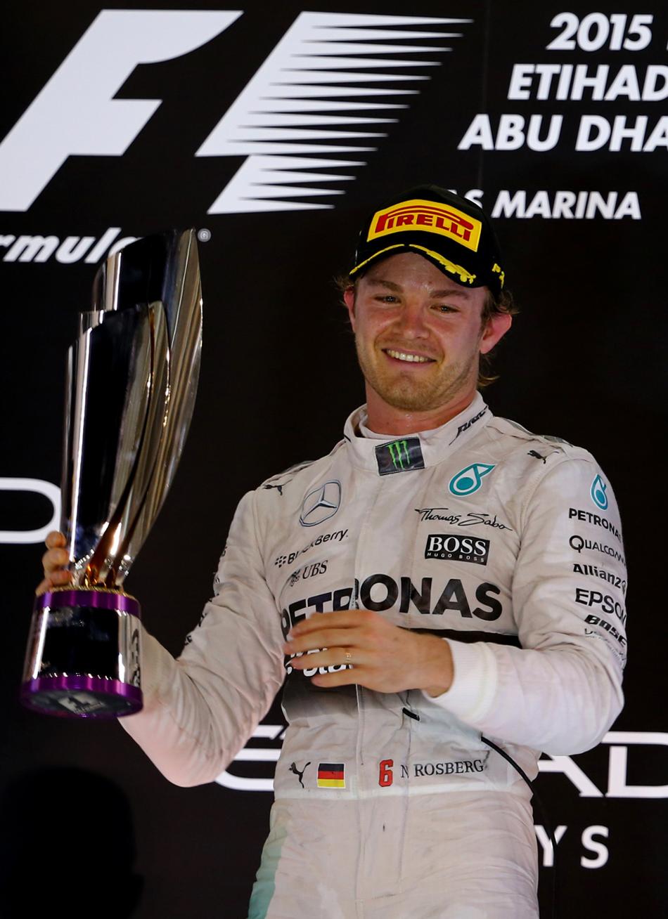 Jackie Stewart: "2016 pode ser o ano de Nico Rosberg"
