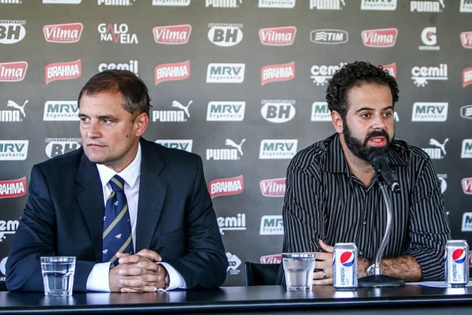 Apresentado, Diego Aguirre exalta o Atlético-MG e pede união por títulos