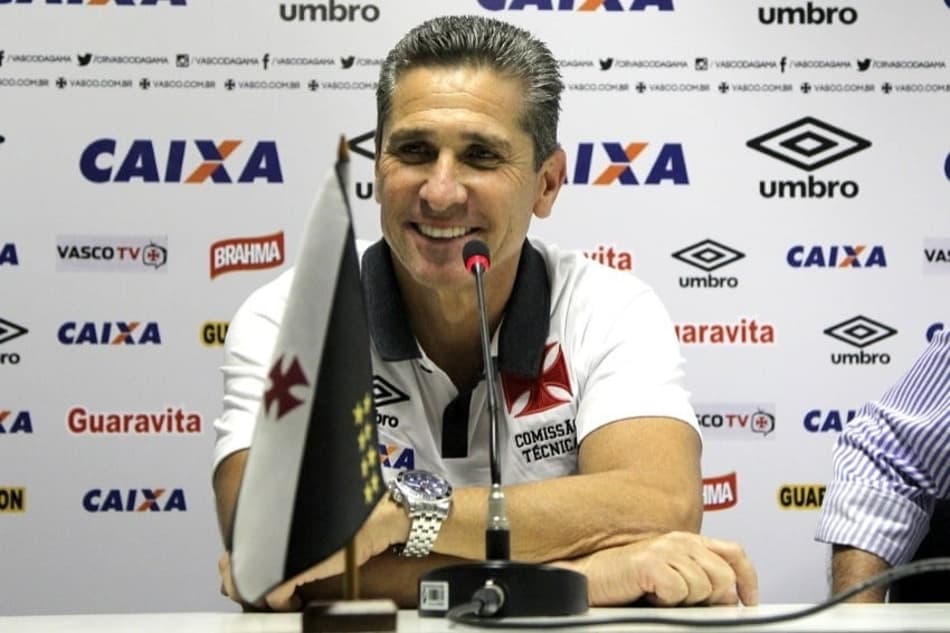 Serginho, garotada e reforços no ataque: Vasco começa a planejar 2016