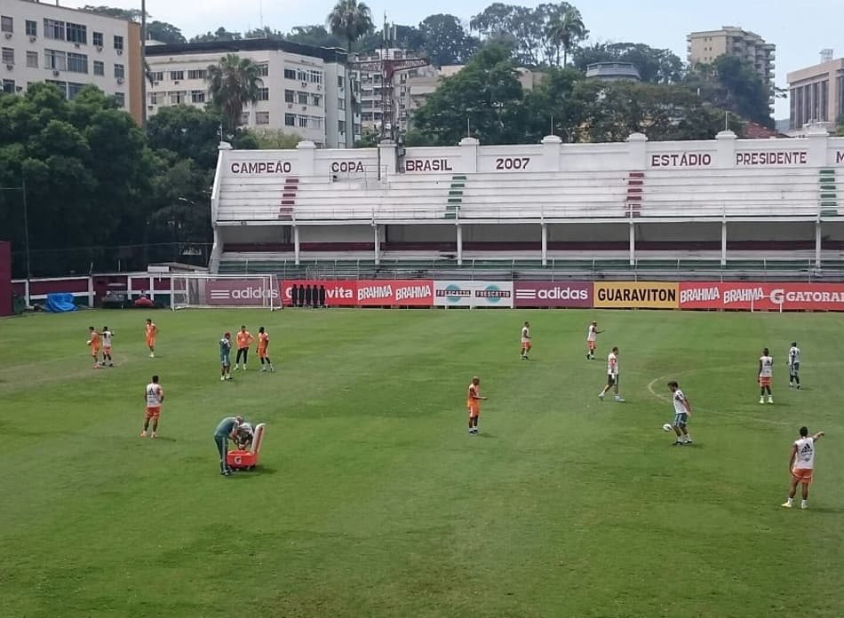 Fluminense confirma férias de Fred e mais oito jogadores