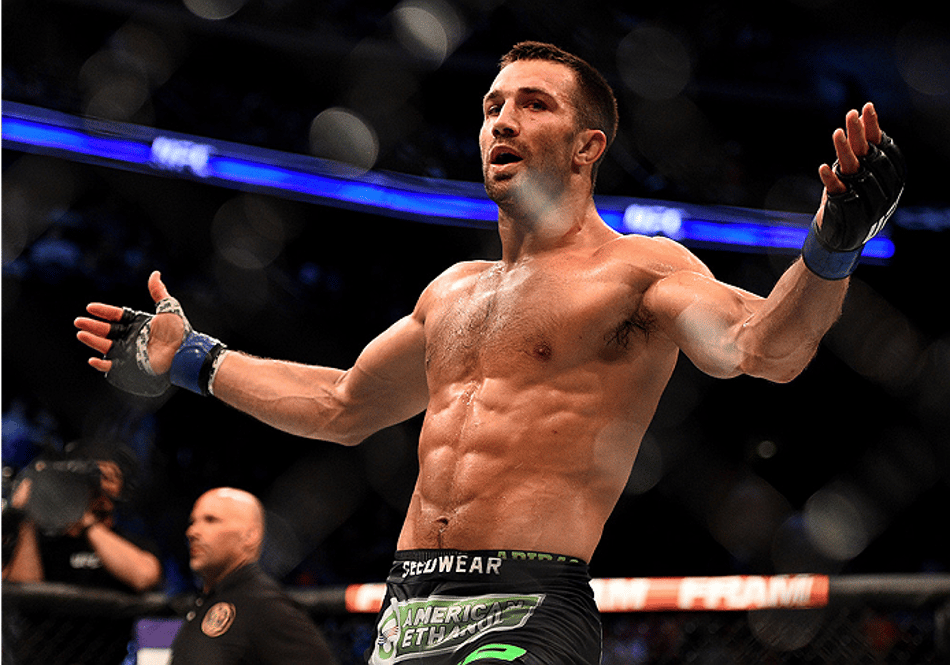 Rockhold revela que ‘guerra’ contra Jacaré foi luta mais difícil da carreira