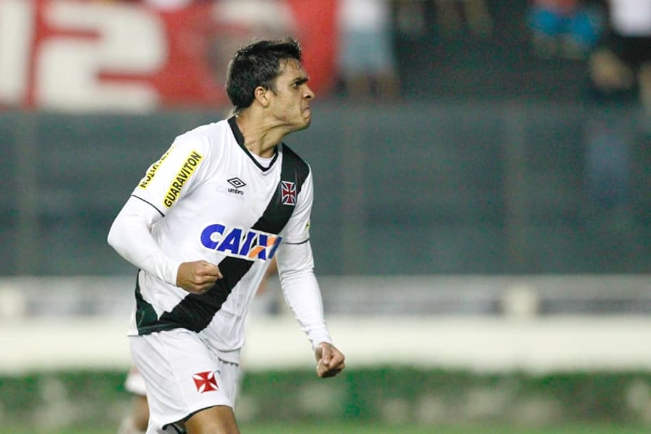 Fora do Vasco, Lucas posta mensagem de despedida em rede social