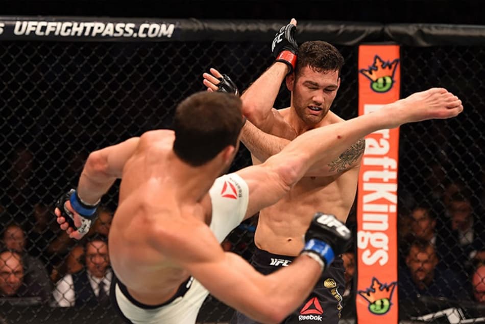 Chris Weidman surpreende e se diz ‘feliz’ por ter perdido cinturão do UFC