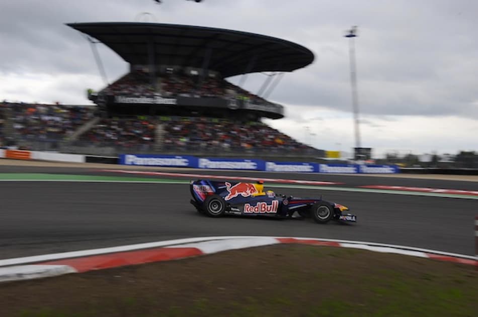 Bilionário russo completa aquisição do circuito de Nurburgring