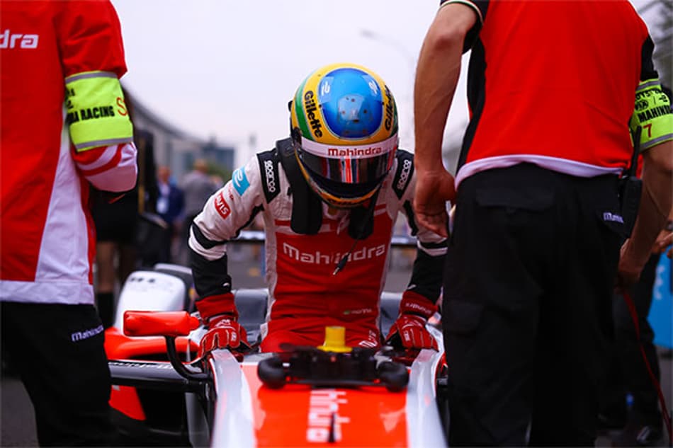 Problemas surpreendem Senna no Uruguai