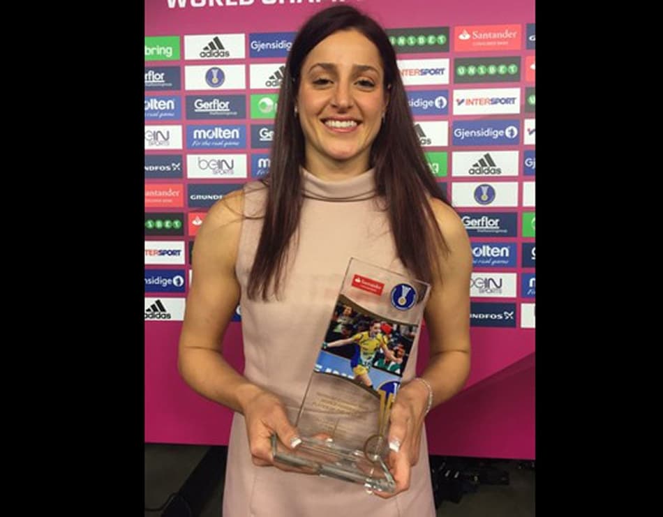 Handebol: Duda recebe prêmio de melhor do mundo e sonha com medalha nos Jogos Olímpicos de 2016