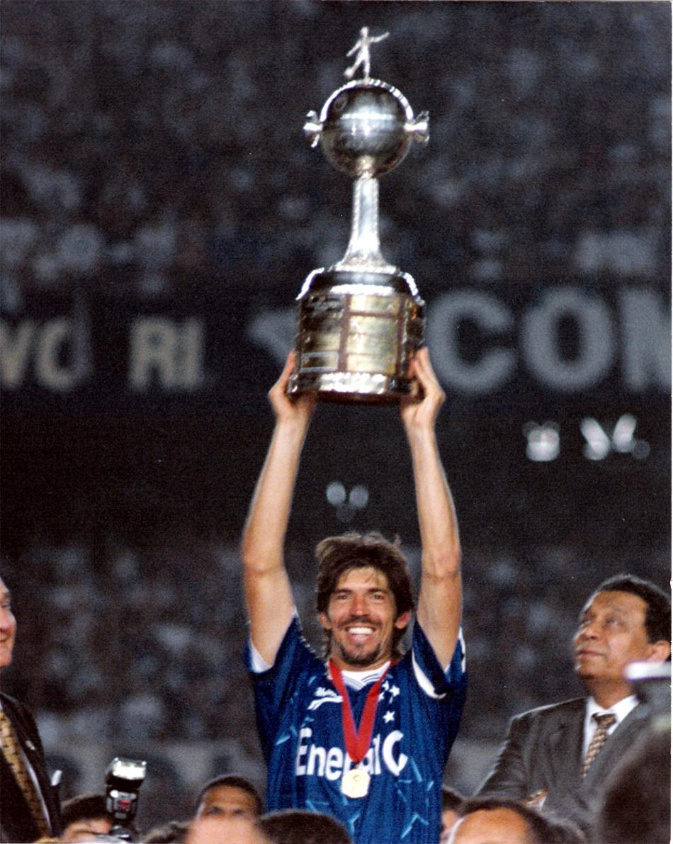 Números da Bola: Clubes brasileiros com mais gols na história da Libertadores