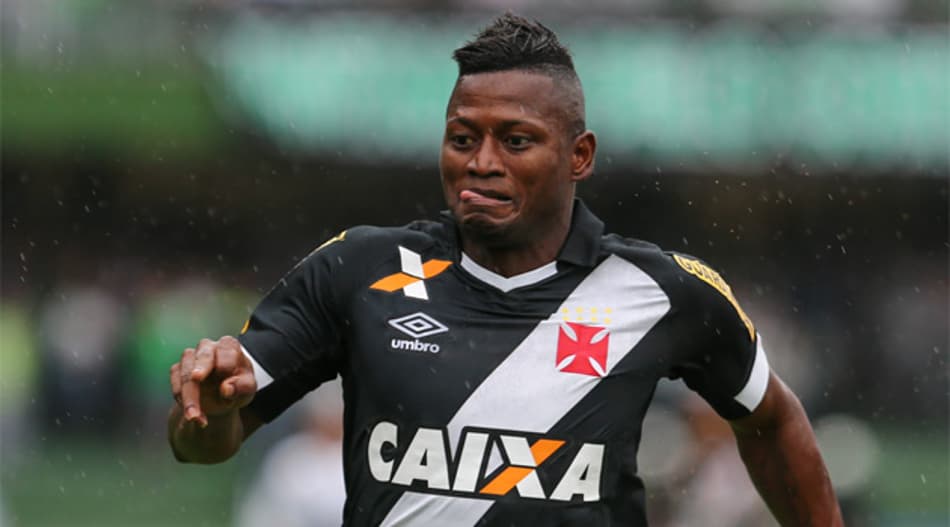 Sem o 9, Vasco alterna entre Riascos e Thalles. Quem leva a melhor?