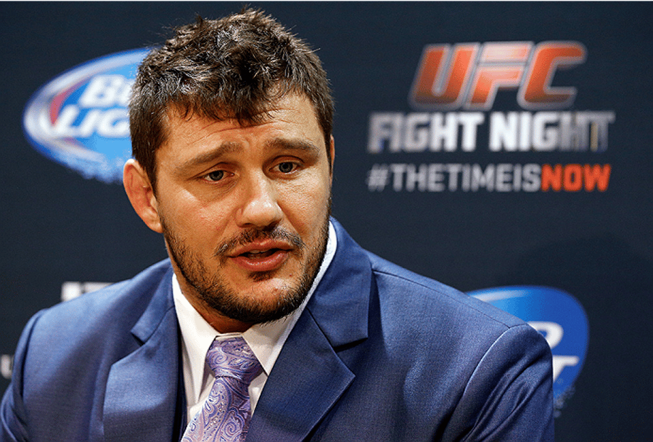 Peso pesado do UFC dispara contra ‘queridinhos’ de Dana White