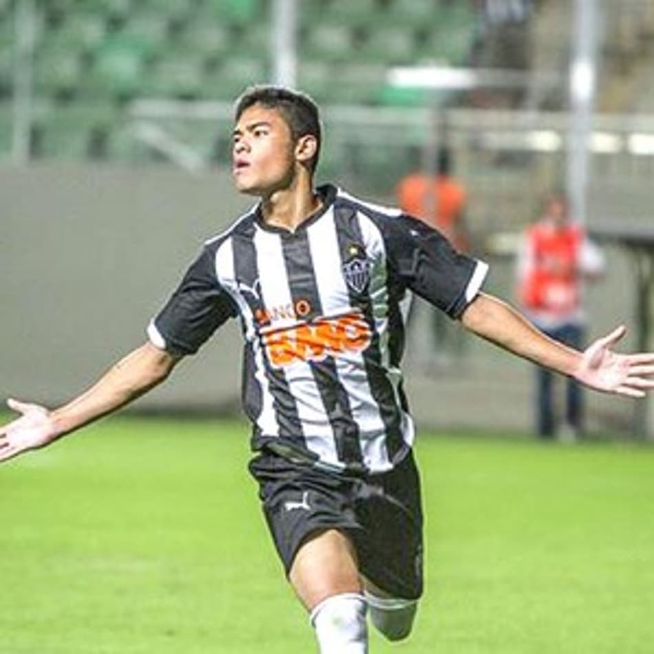 Atlético-MG obtém liminar e impede 'aliciamento' de promessa do clube