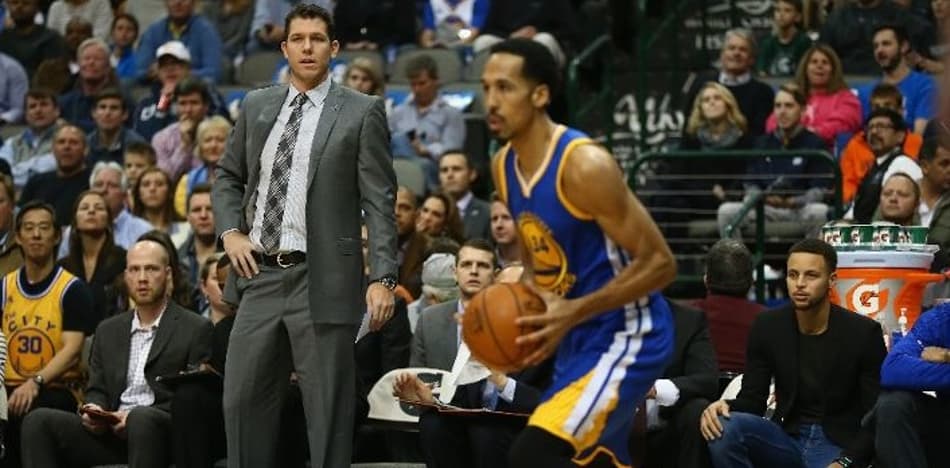 Sem Curry, Warriors perde a segunda na temporada