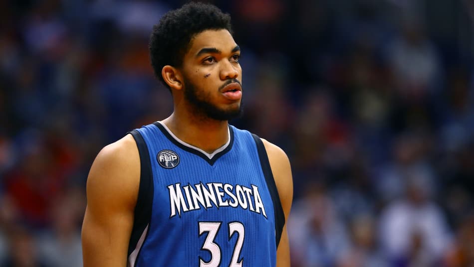 Towns e Porzingis vencem o prêmio de calouros do mês pela segunda vez