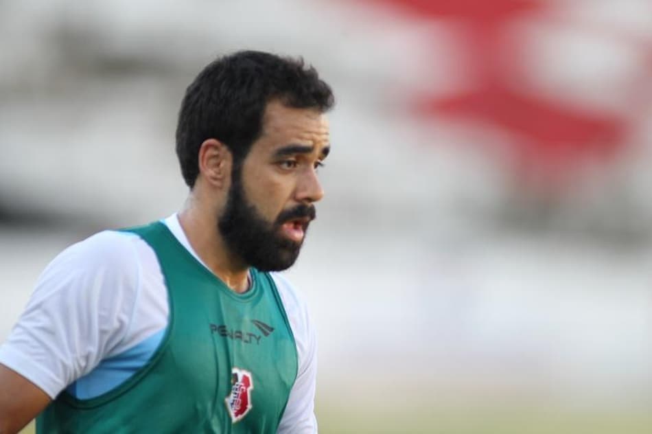 Daniel Costa elogia preparação do Santa Cruz e quer tricolor forte