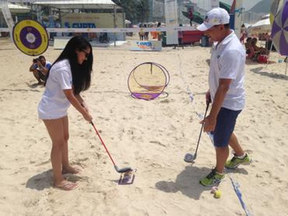 Golfe para a Vida dará aulas na praia de Copacabana neste sábado