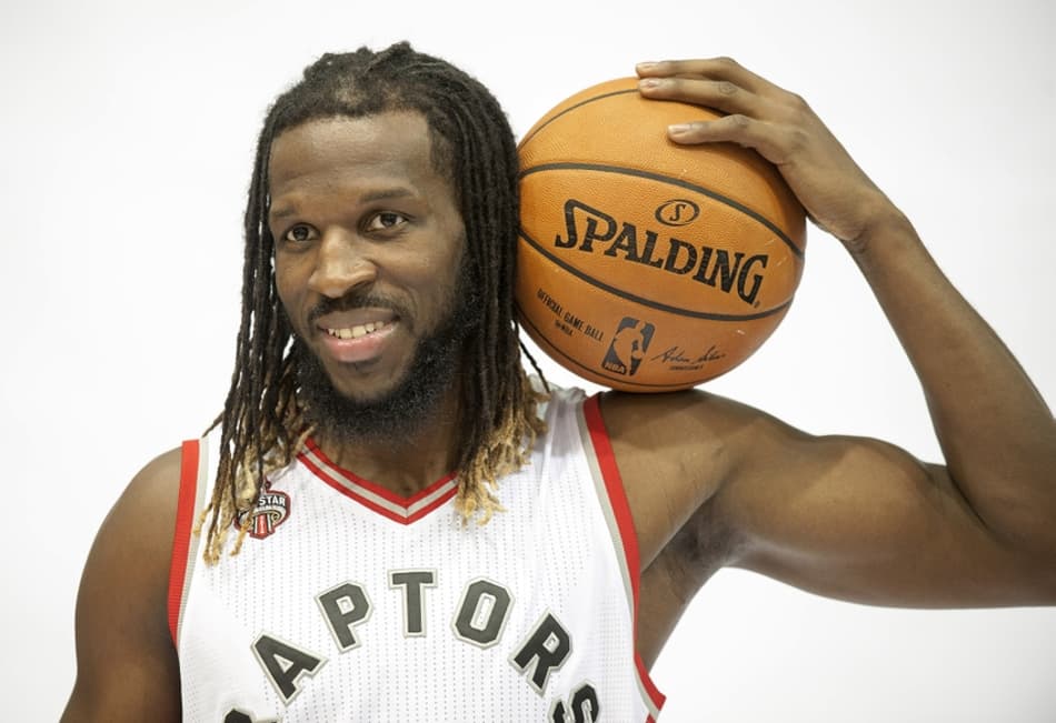 DeMarre Carroll desfalca Toronto Raptors por até dois meses