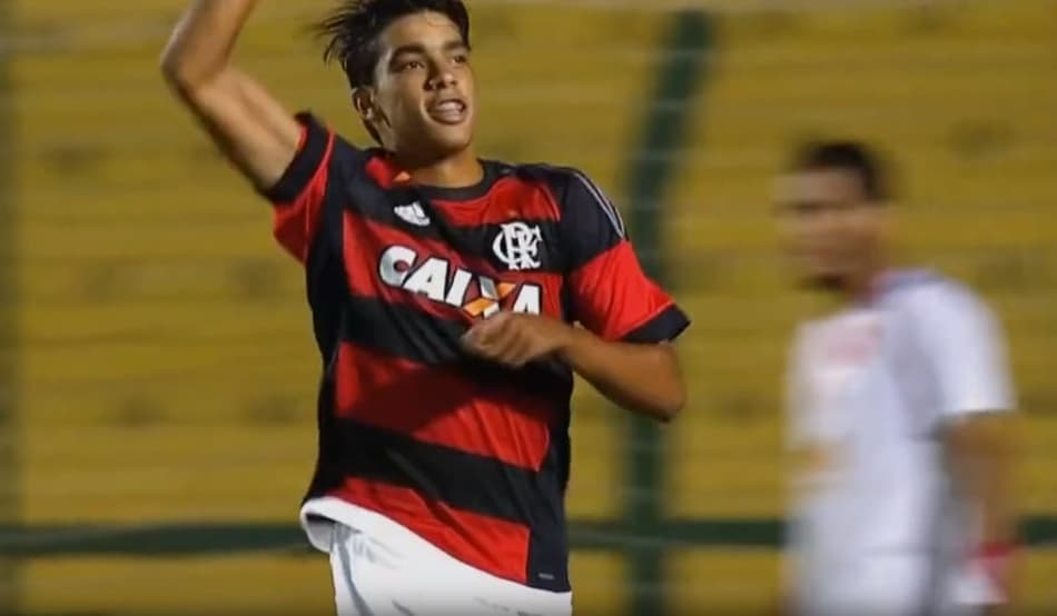 Flamengo goleia o Brasília e avança de fase na Copa São Paulo